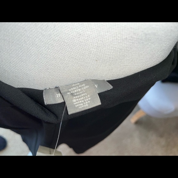 Black Ann Taylor Smooth Skirt, Size 6, NWT - Picture 5 of 6